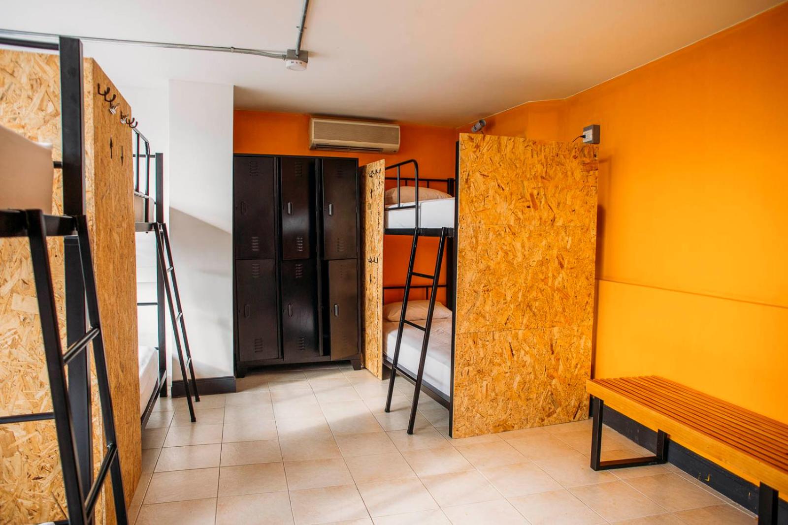 Bed in 6-Bed Female Dormitory Room photo 3