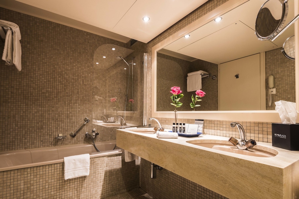 Junior Suite, Balcony, Lake View - Photo 8