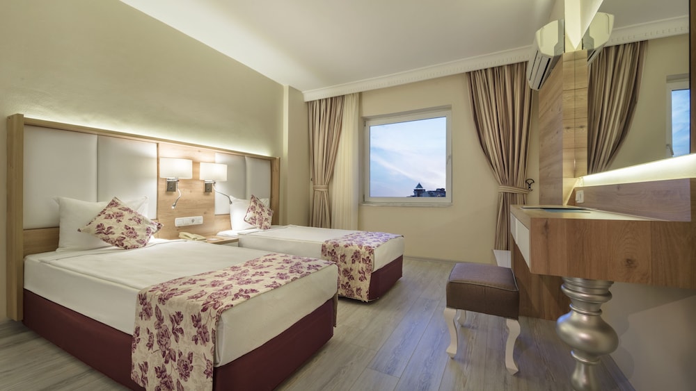 Family Room, 1 Bedroom, Accessible