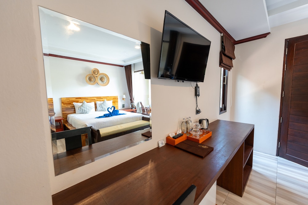 Premium Triple Room - Photo 8