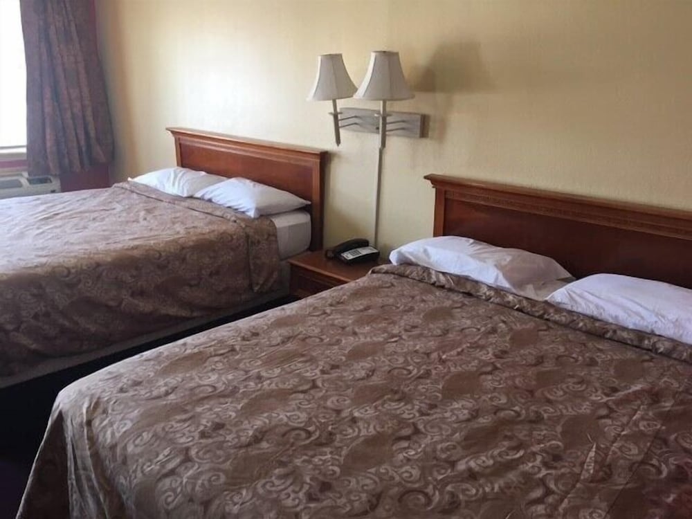 Deluxe Room, 2 Queen Beds, Non Smoking