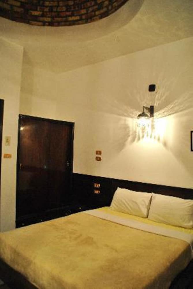 Deluxe Double or Twin Room, 1 Bedroom photo 2
