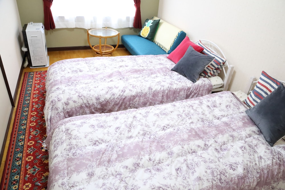Western Style Room 3