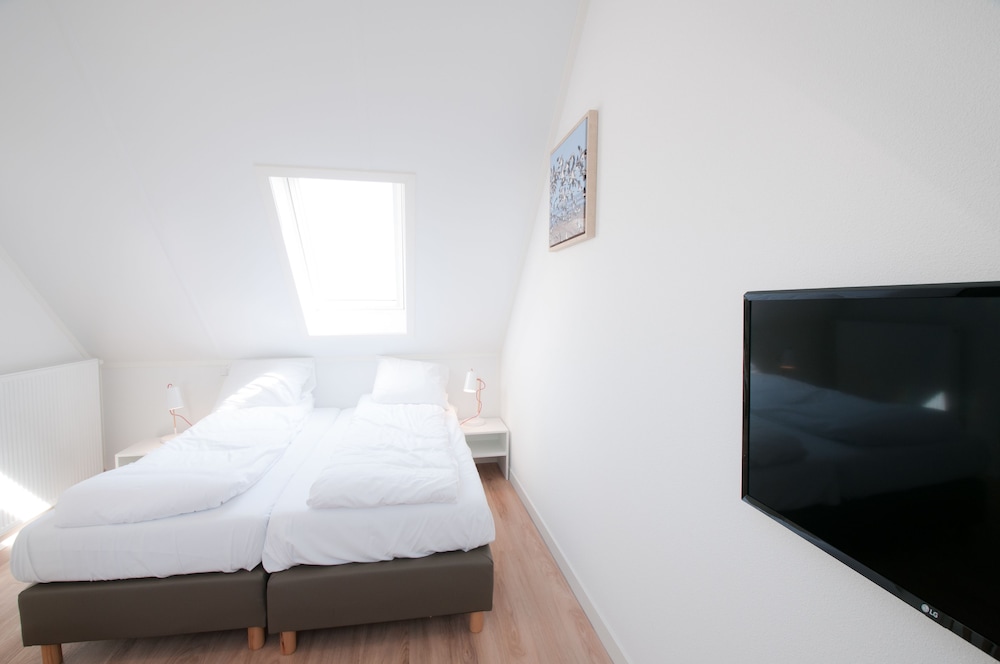 Villa Oesterdam | 8 personen photo 3