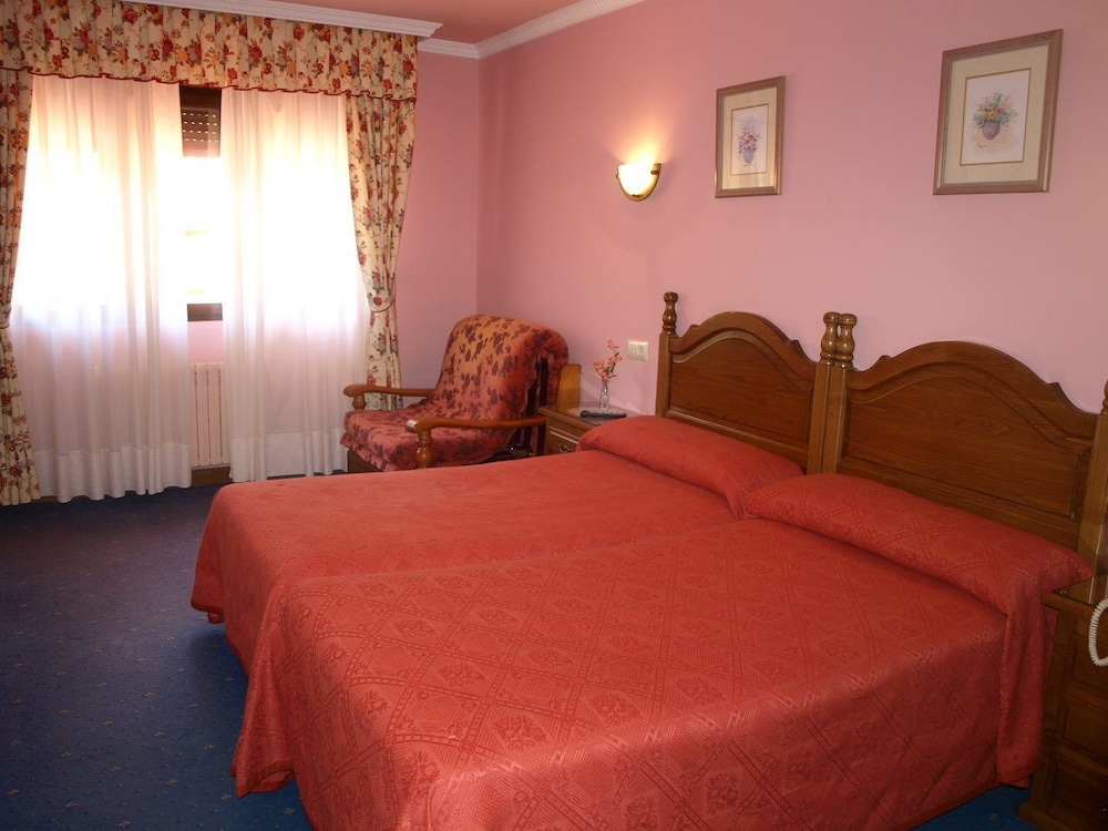 Triple Room photo 2