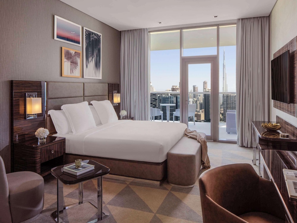 Room, Balcony, Canal View (General Admission King)