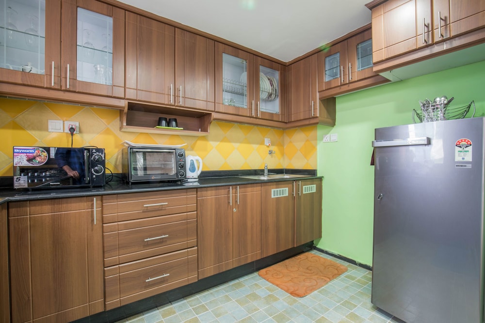Deluxe Apartment, 2 Bedrooms, Kitchen, City View photo 2
