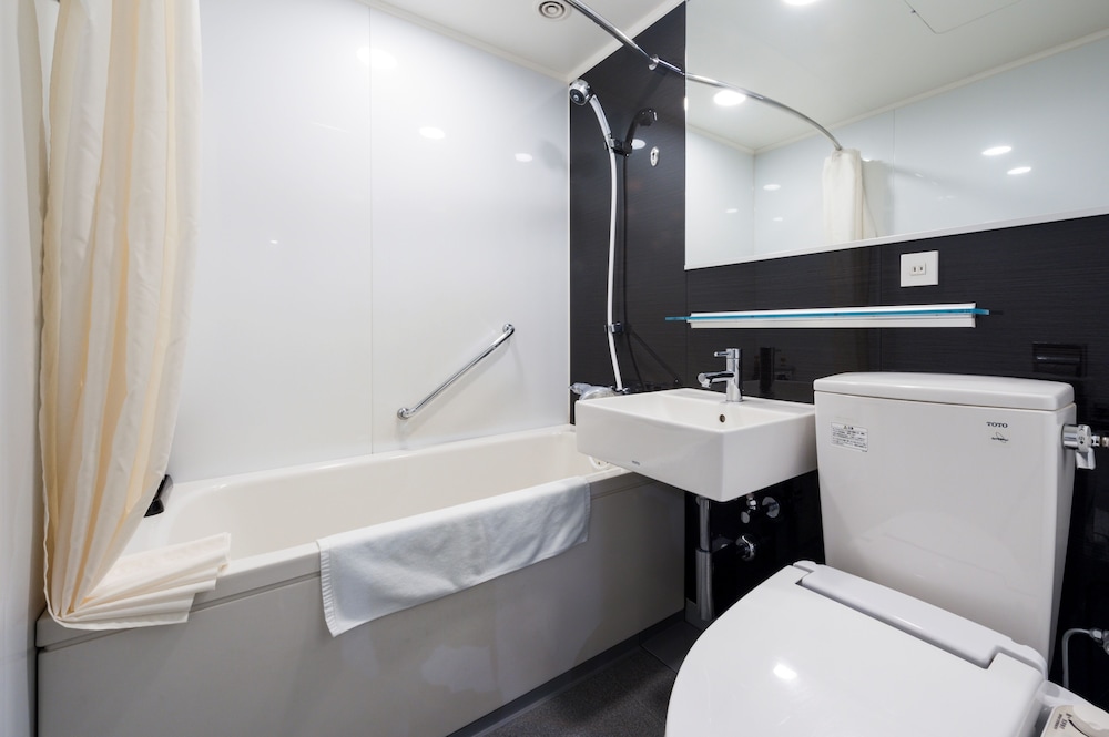 Standard Twin Room, Smoking (Eco Plan - No Cleaning Service) - Photo 5