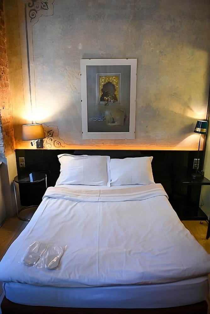 Economy Double Room, 1 Double Bed, Non Smoking photo 2