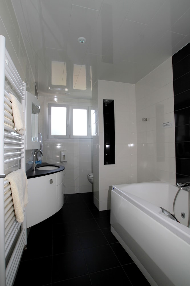 Comfort Single Room, Garden View - Photo 2