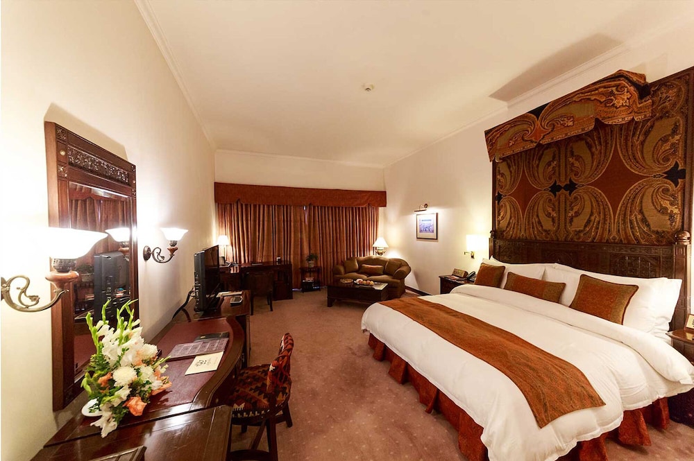 Executive Club King photo 2