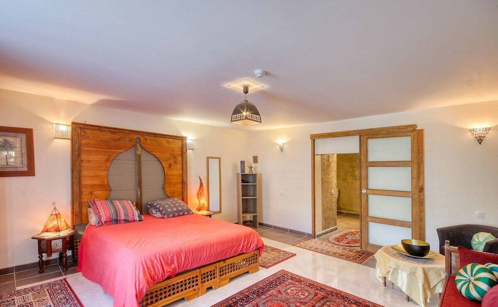 Comfort Room