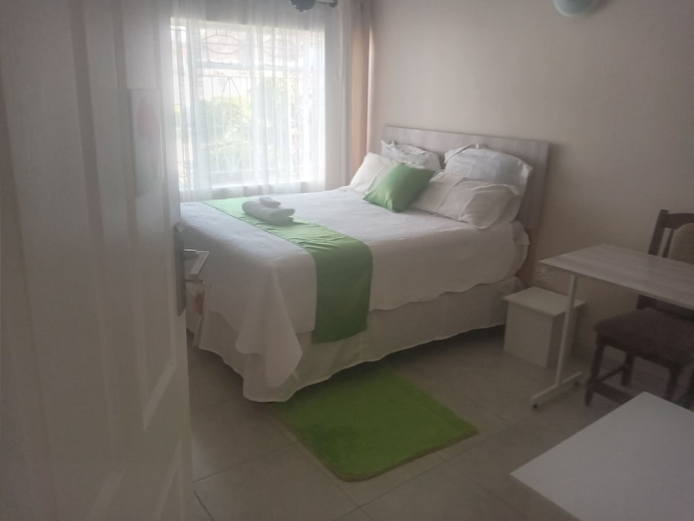 Room photo 2