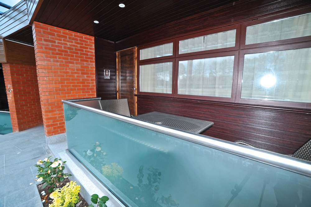 Garden Room with Private Patio