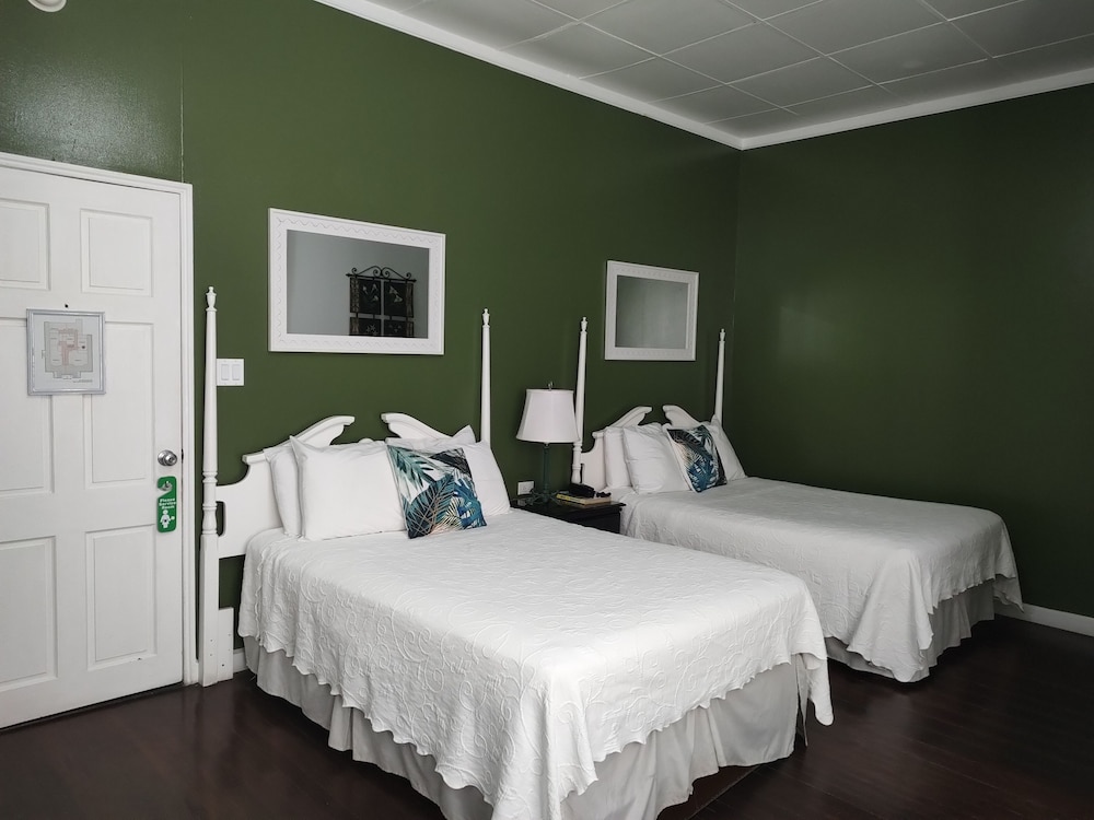 Traditional Room, 2 Double Beds photo 1