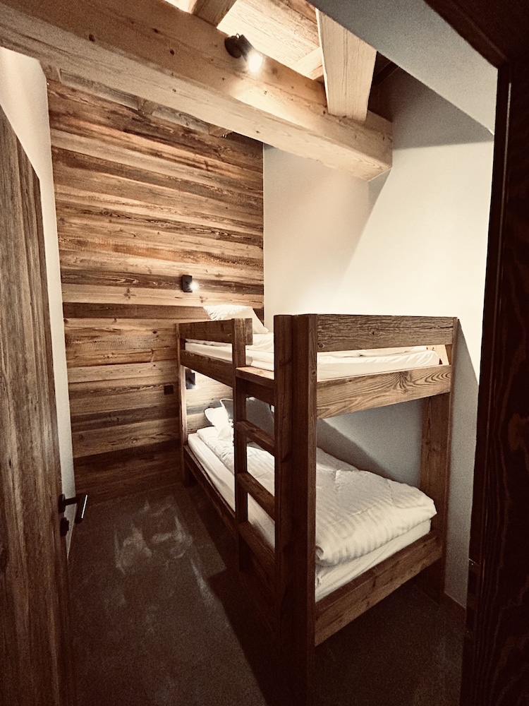 Premium Apartment
