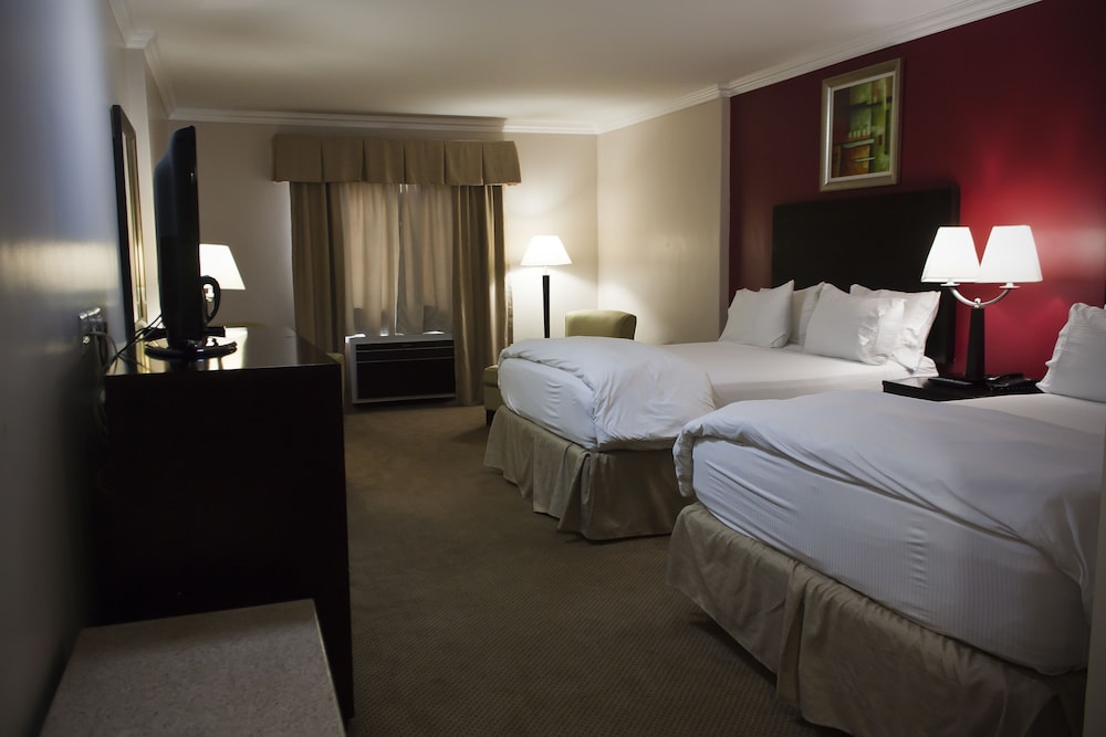 Luxury Room, 2 Queen Beds