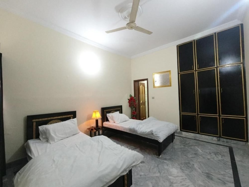Shared Dormitory, 1 Bedroom, City View photo 2