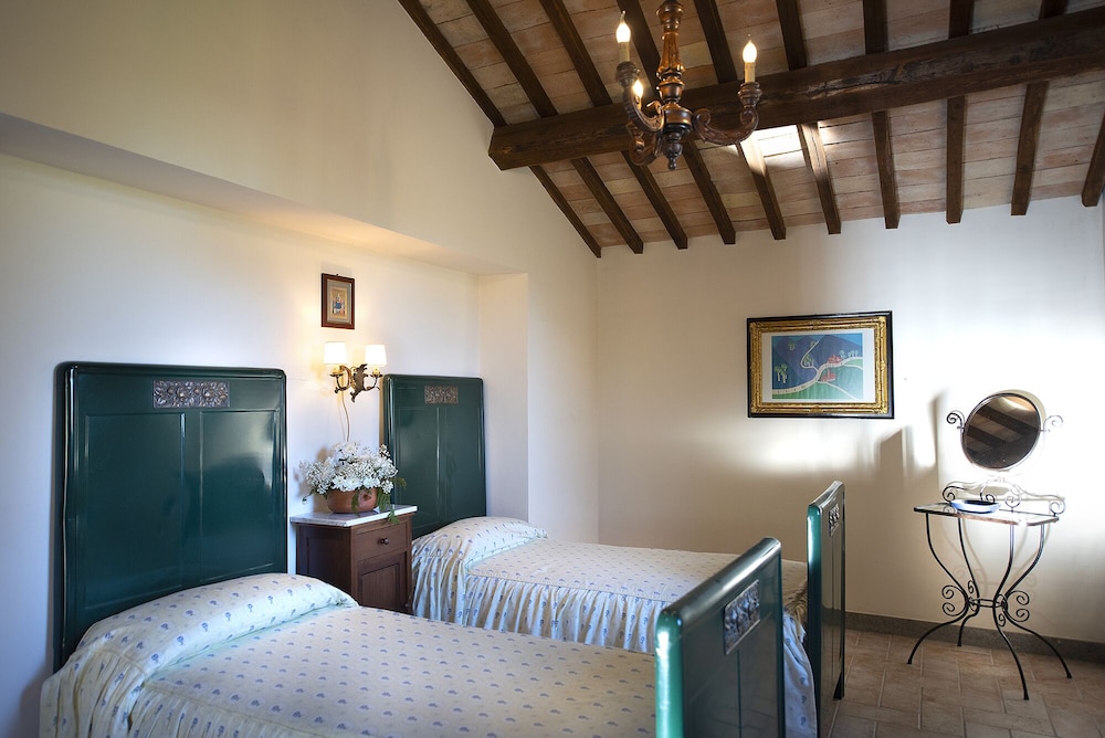 Classic Villa, 2 Bedrooms photo 3