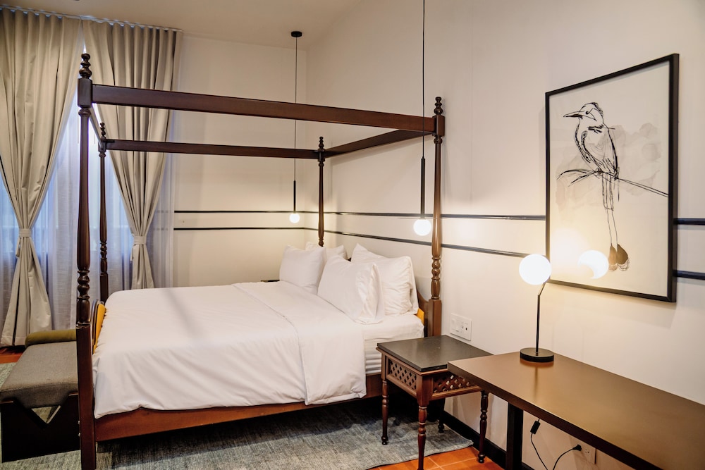 Standard Room, 1 Queen Bed - Photo 4