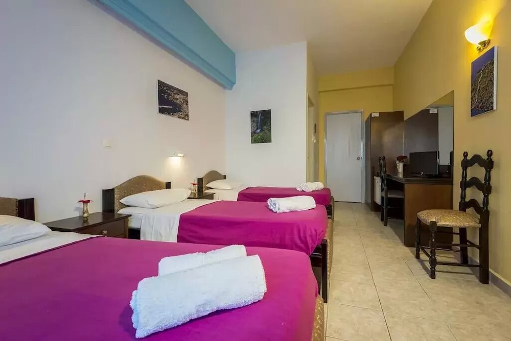 Triple Room (Front View) - Photo 1