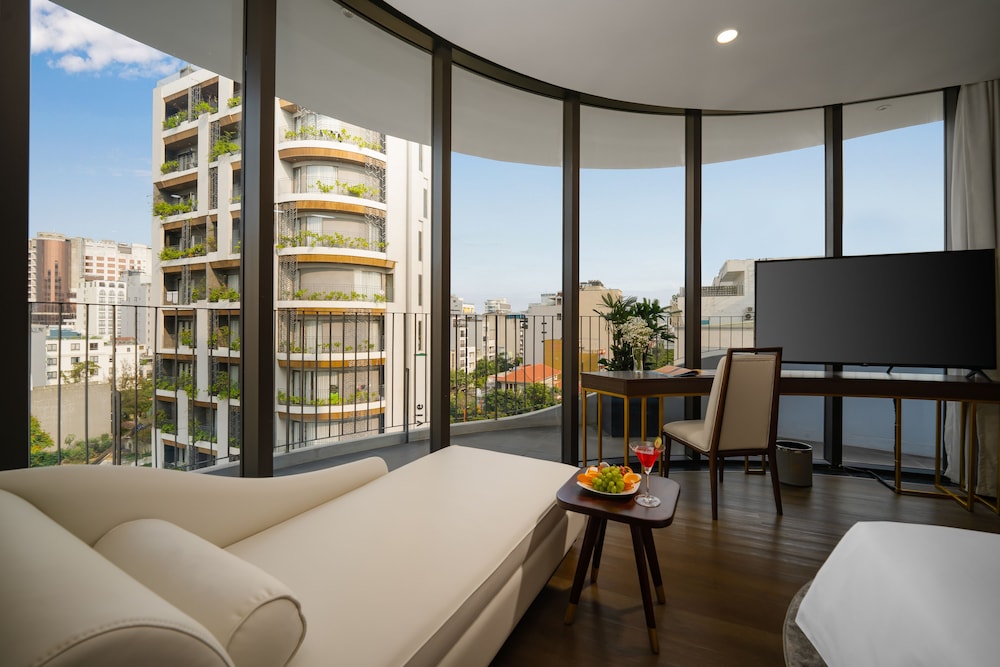 Panoramic Suite include Afternoon Tea - Photo 4