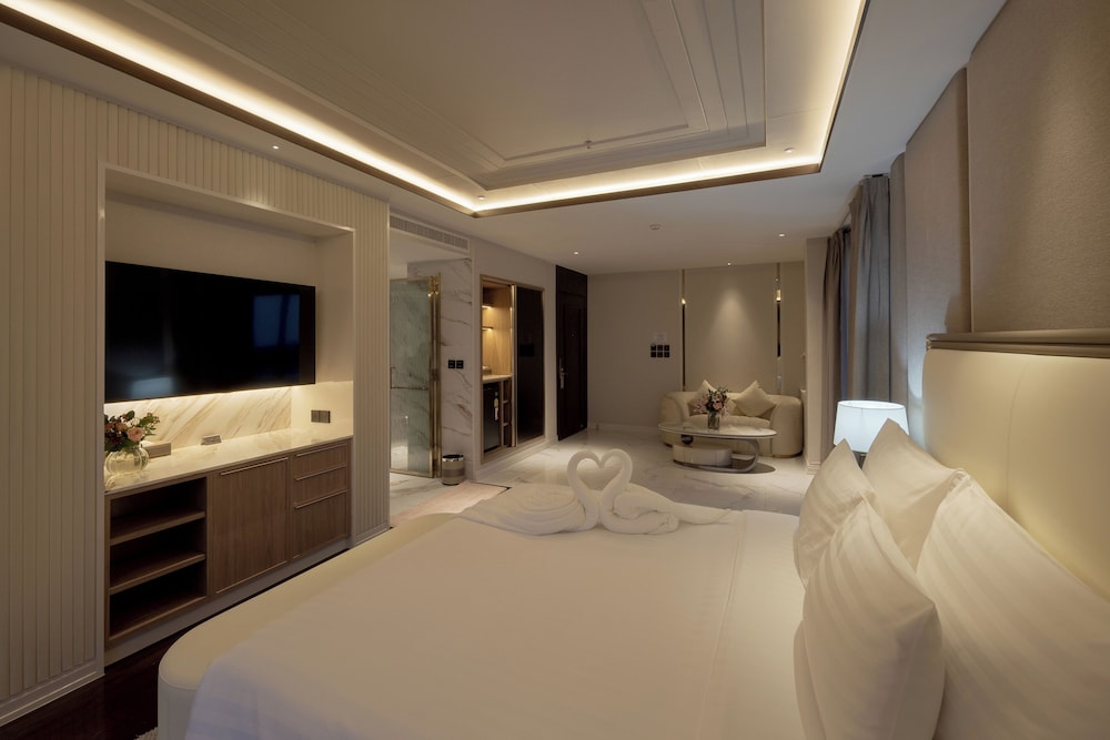 Premier Room