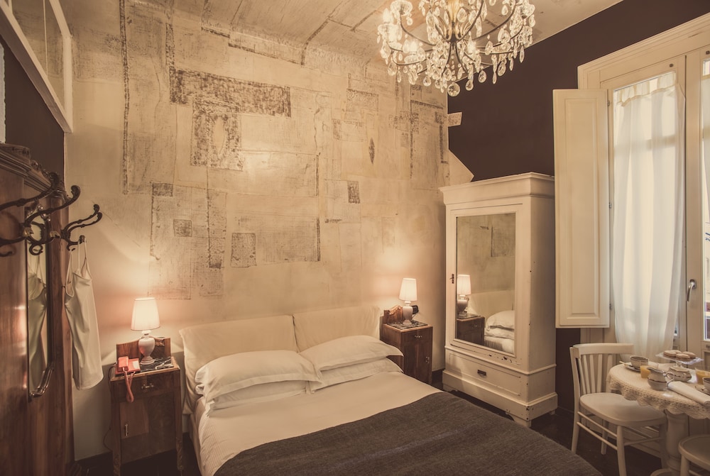 Superior Room - Photo 2