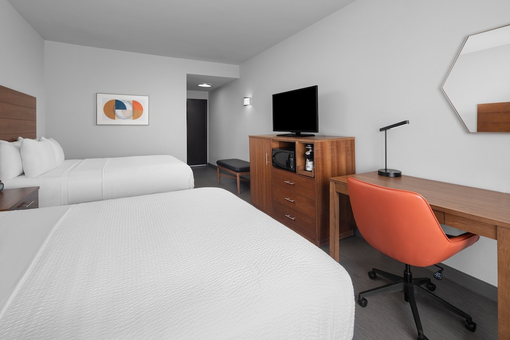 Standard Room, 2 Queen Beds, Accessible (Communication Accessible) photo 2