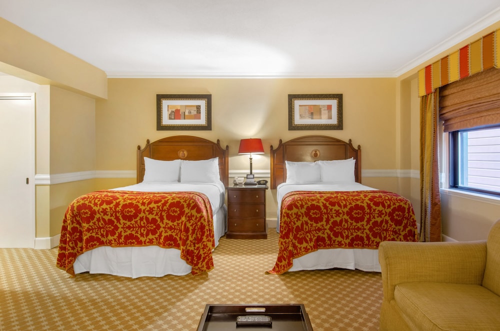 Deluxe Room, 2 Double Beds, Accessible