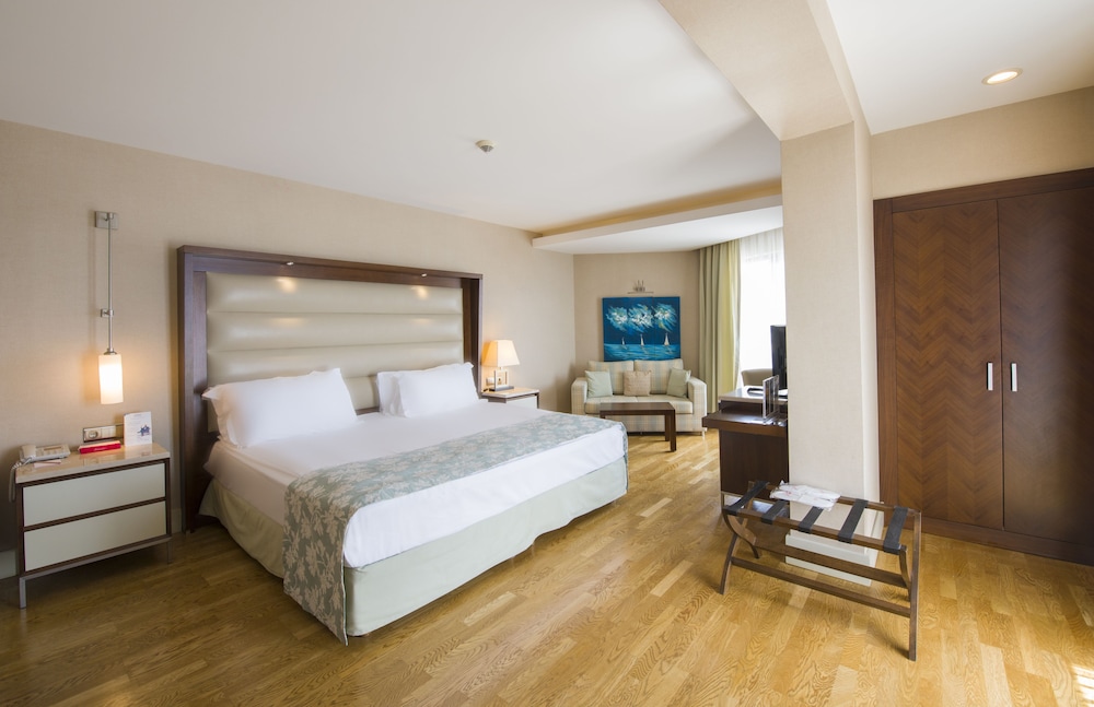 Suite Sea View thumbnail 5