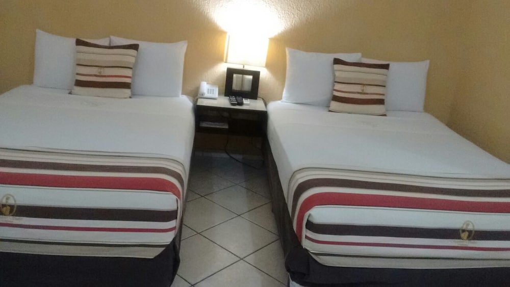 Double Room, 2 Double Beds photo 1