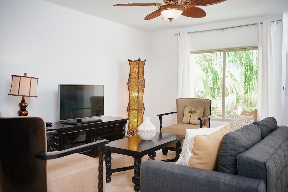 Three Bedroom Terrazas Luxury Villa photo 2