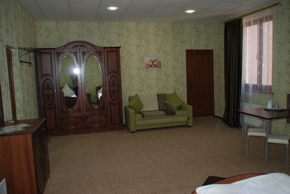 Premium Quadruple Room