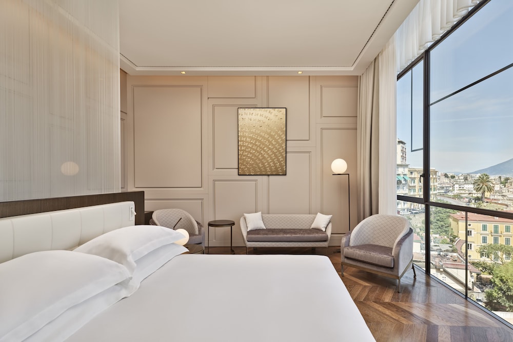 Junior Suite, 1 King Bed, Sea View (Mbriana)