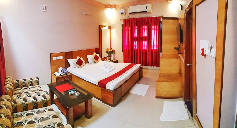 Basic Duplex, 1 Bedroom, Smoking, Partial Sea View photo 1