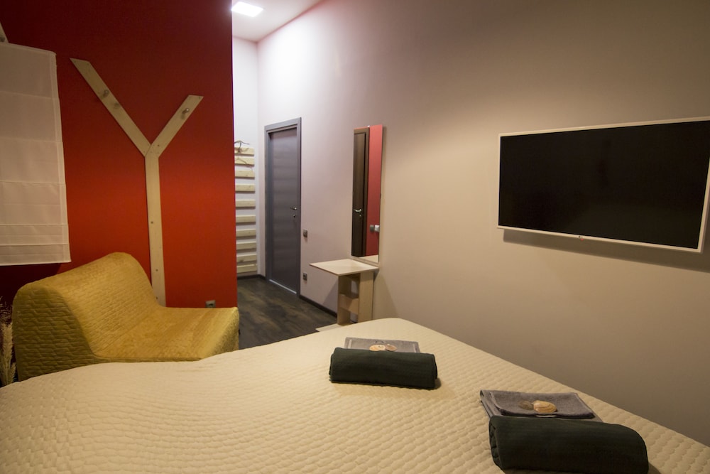 Comfort Triple Room, Private Bathroom photo 3