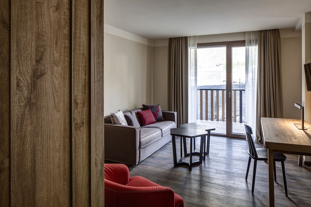 Available room