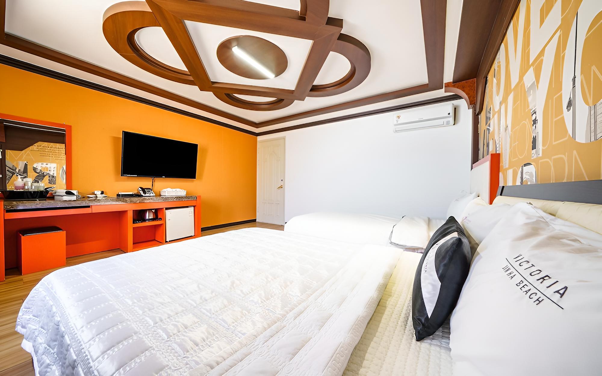 Room (Standard Room (Twin)) - Photo 5