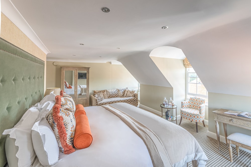 Deluxe Double Room (with Sofa bed) photo 1