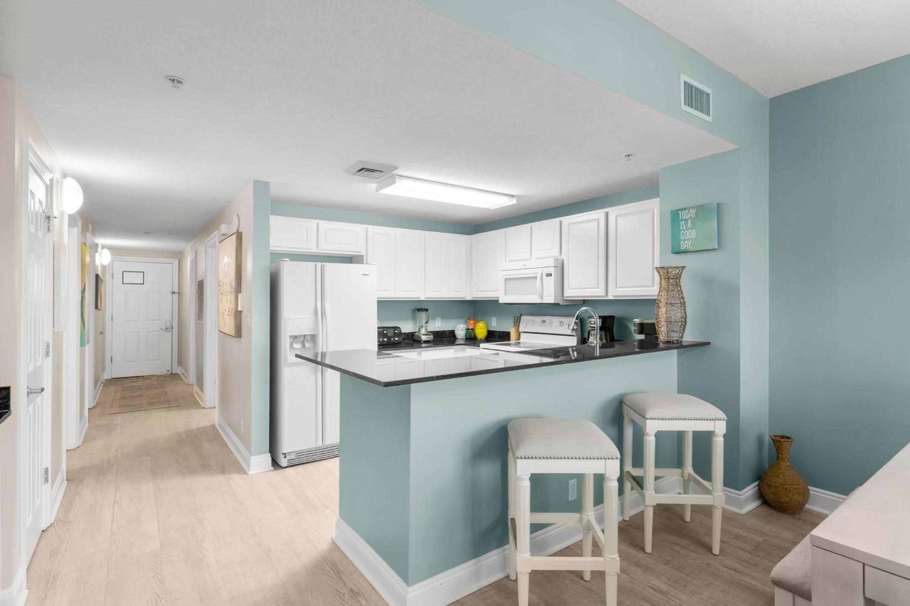 Three-Bedroom Apartment with Ocean View