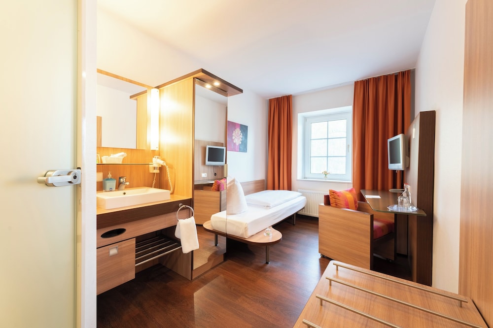 Standard Room, 1 Twin Bed photo 1