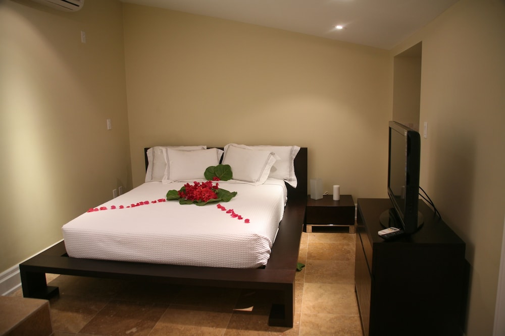 3 Bedroom Penthouse photo 3