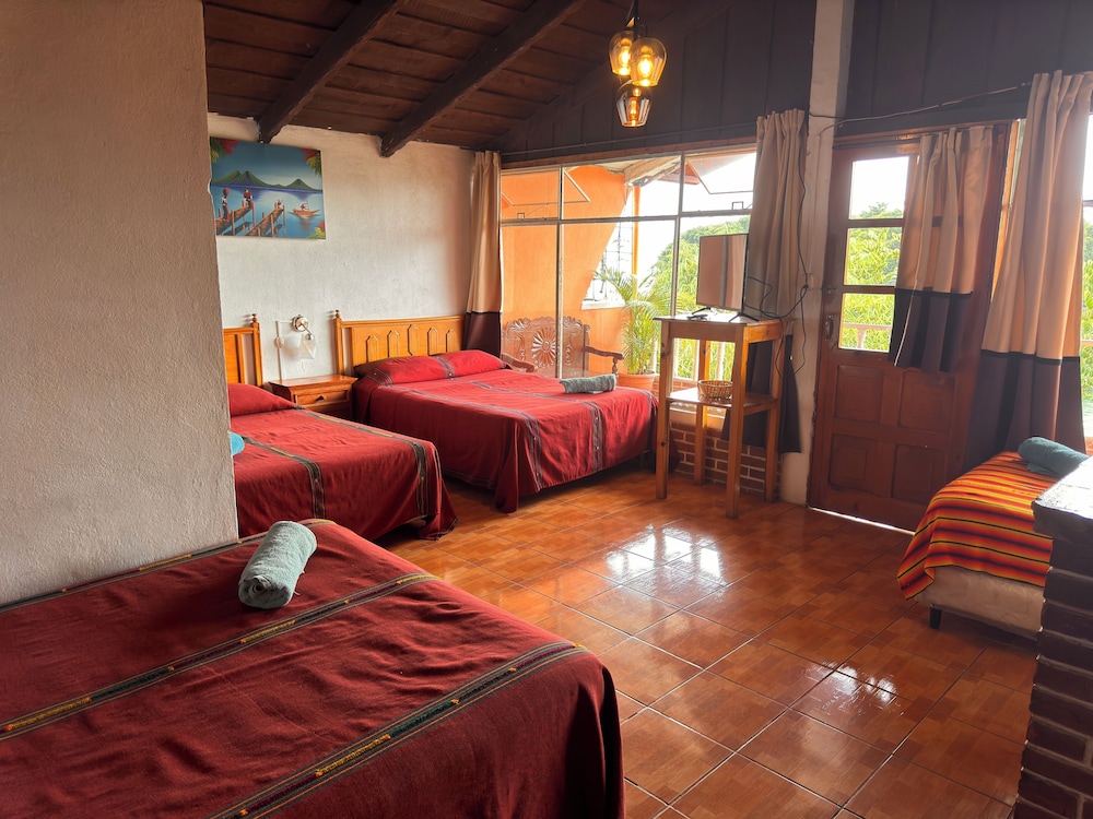 Comfort Room, Lake View photo 1