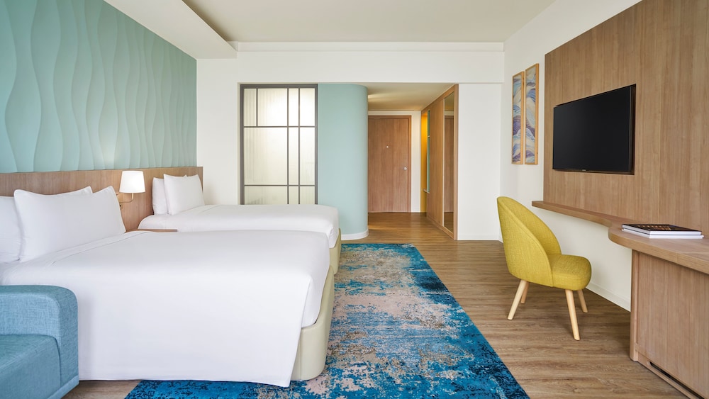 Standard Room, 2 Twin Beds, Ocean View - Photo 1