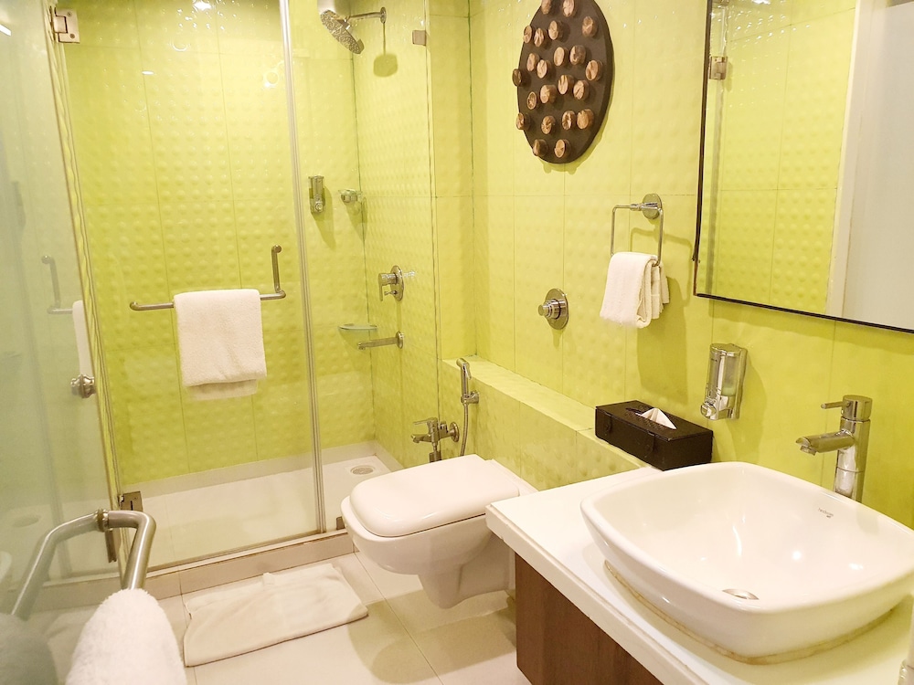 Deluxe Room - Photo 25