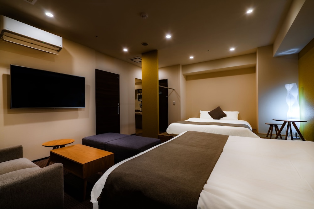 Grand Studio Suite, 2 Queen Beds, Non Smoking, Kitchen