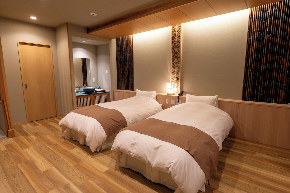 Standard Room, Non Smoking (No Bath) (Meal in Room) photo 3