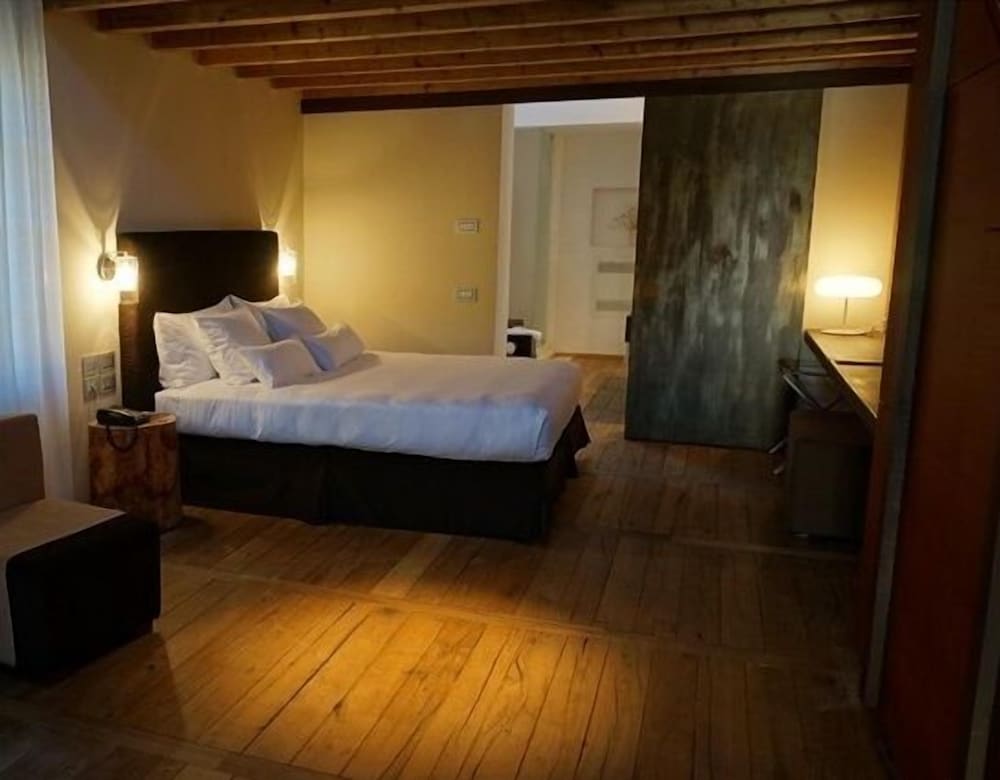 Suite photo 2