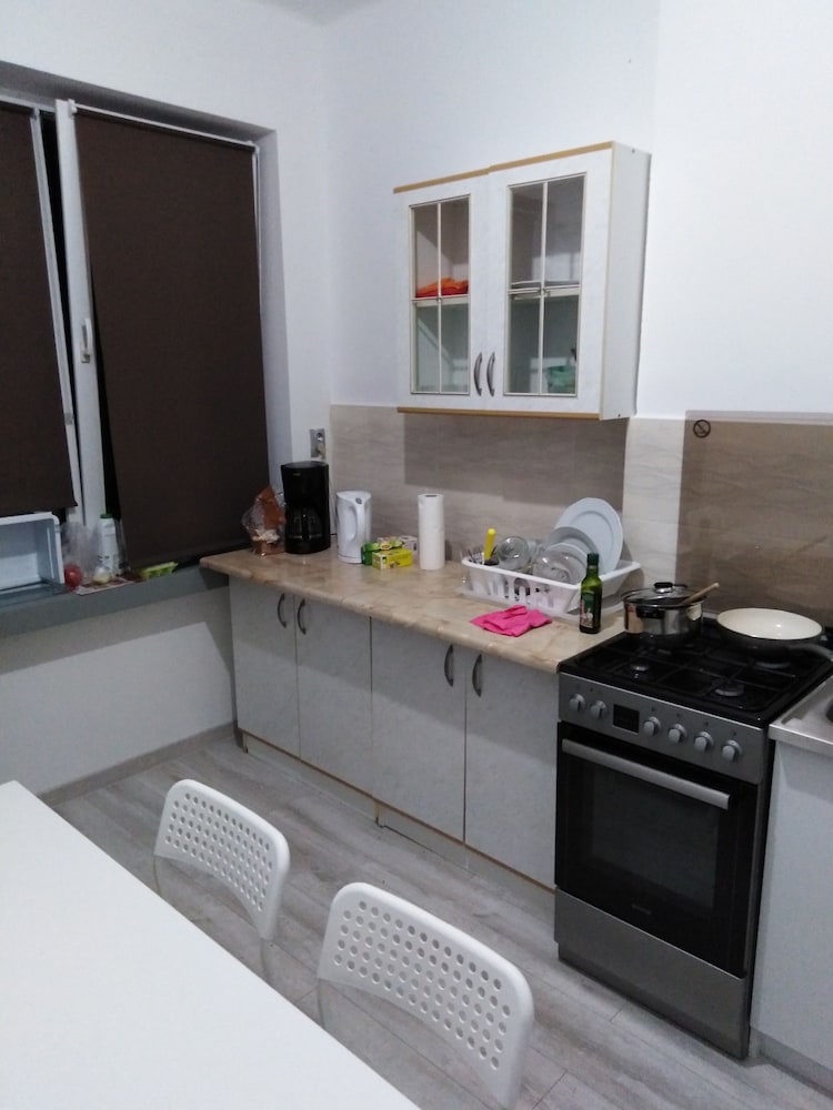 Basic Triple Room photo 3